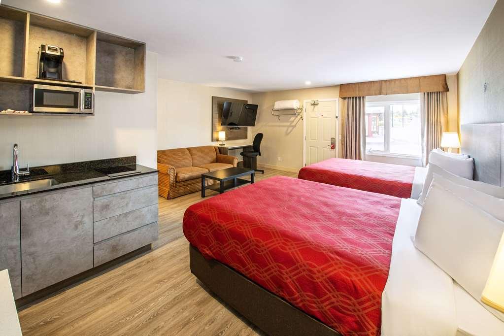Econo Lodge Inn & Suites Pincher Creek Habitación foto