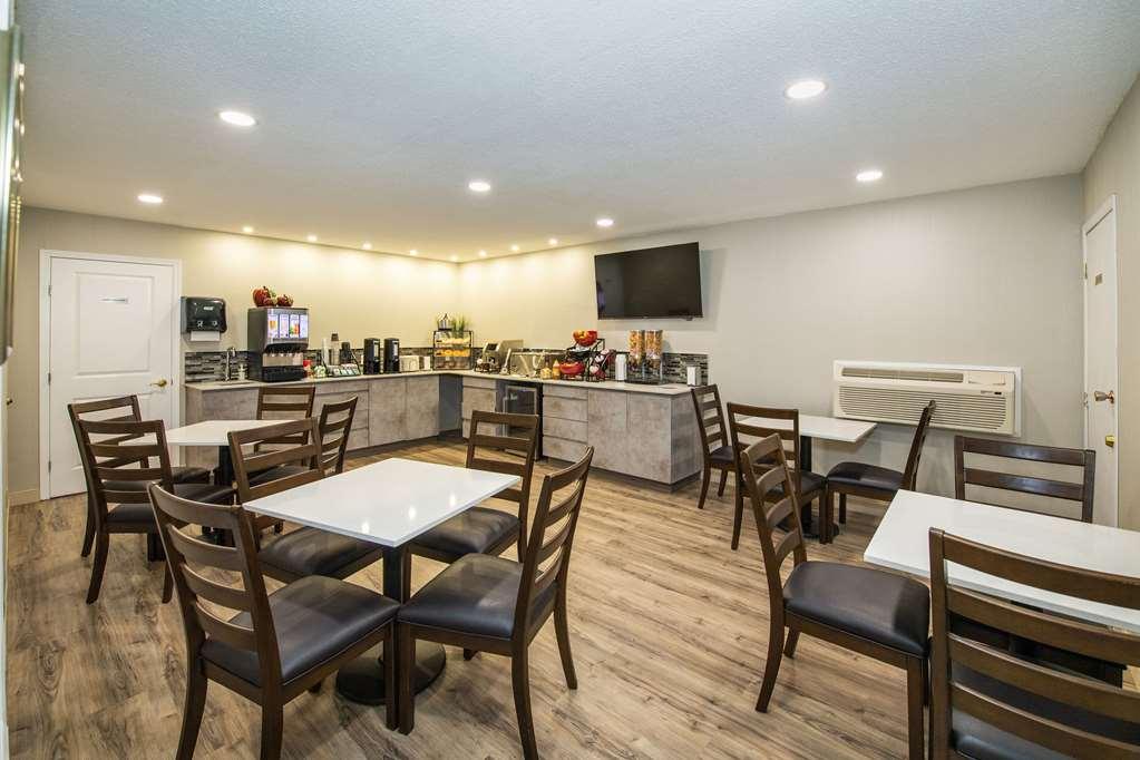 Econo Lodge Inn & Suites Pincher Creek Restaurante foto